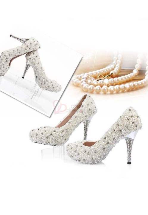 chaussures-de-soiree-perles-blanches-et-grises-chouchourouge